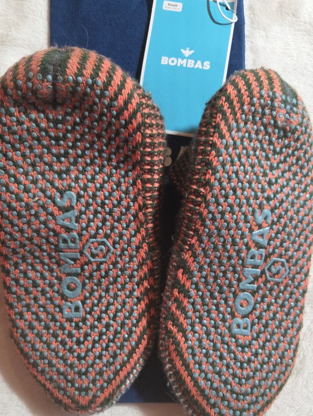 Bombas Womens Gripper Slipper - size S - Picture 7 of 9